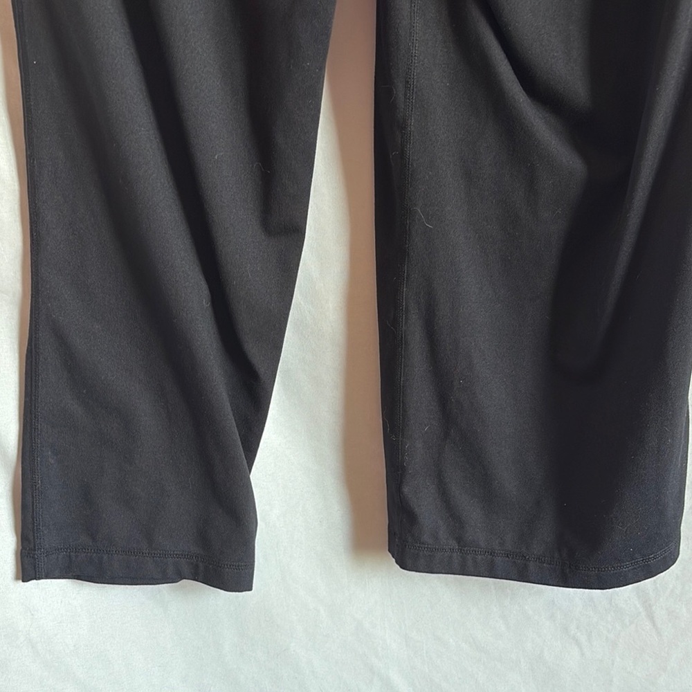 Tuff Athletics Black Capri Pants with Elastic Waistband - Picture 8 of 10